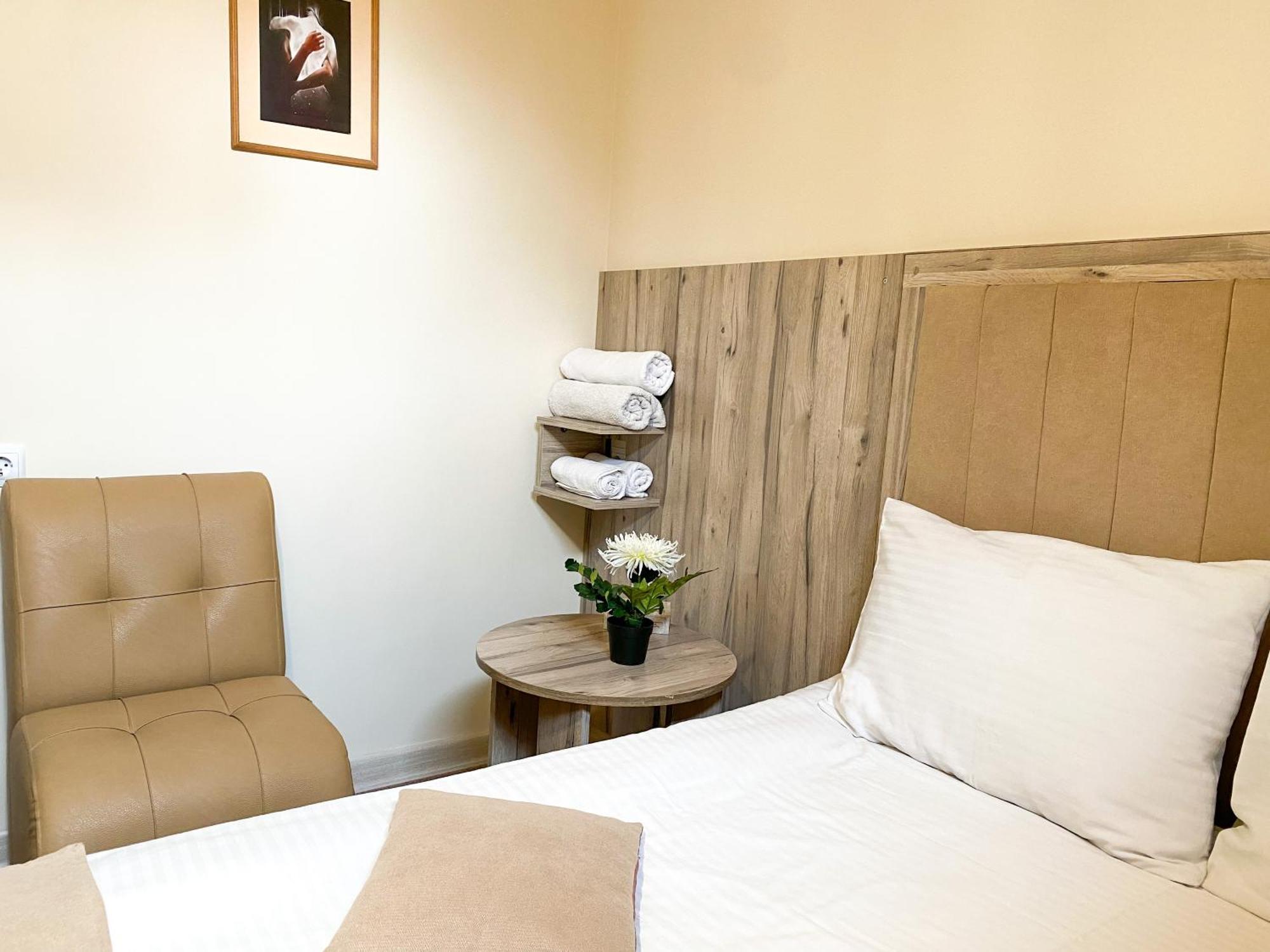 Alex Hotel Ereván Habitación foto